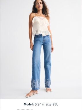 Abercrombie Embroidered Hem Straight-Leg Women’s Jeans - Light Blue